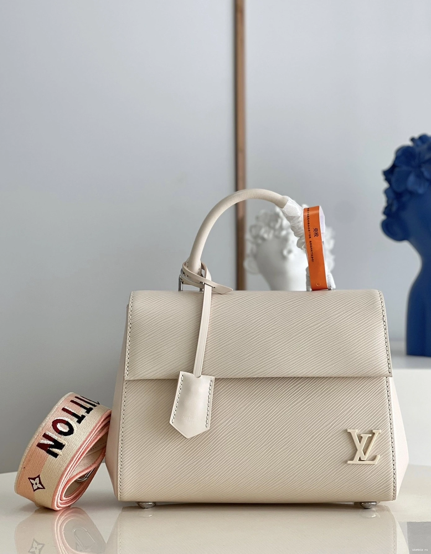 WIS CHANELUNY LOUIS VUITTON BB 0804